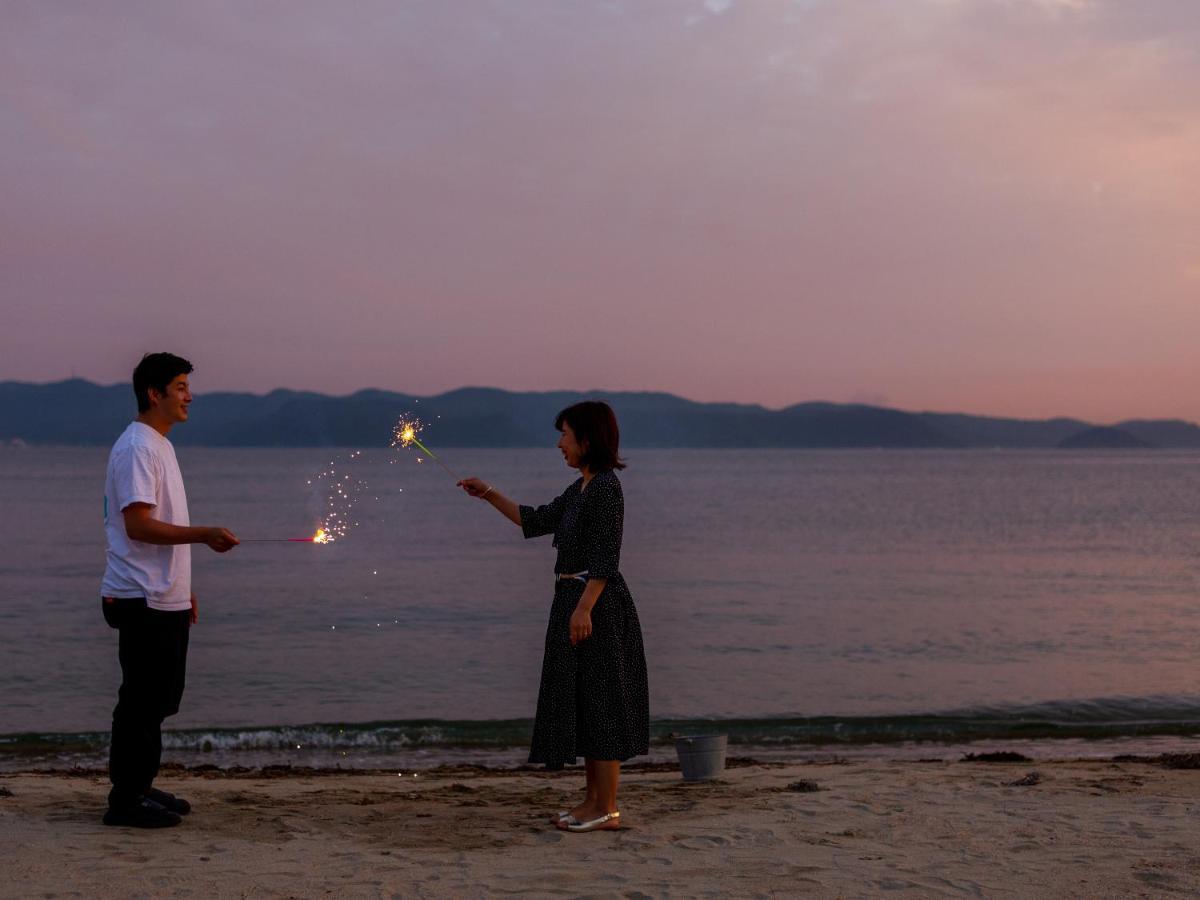 直島町ふるさと海の家 つつじ荘 -Seaside Park Stay Tsutsujiso- Экстерьер фото