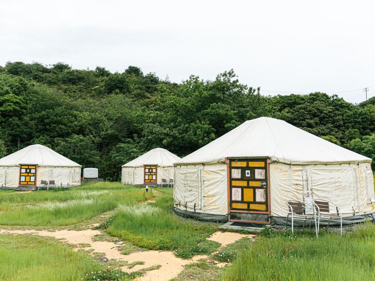 直島町ふるさと海の家 つつじ荘 -Seaside Park Stay Tsutsujiso- Экстерьер фото