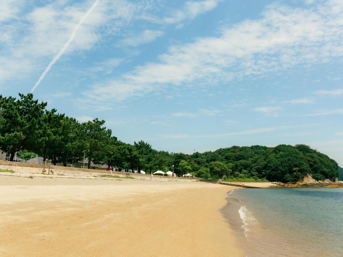 直島町ふるさと海の家 つつじ荘 -Seaside Park Stay Tsutsujiso- Экстерьер фото