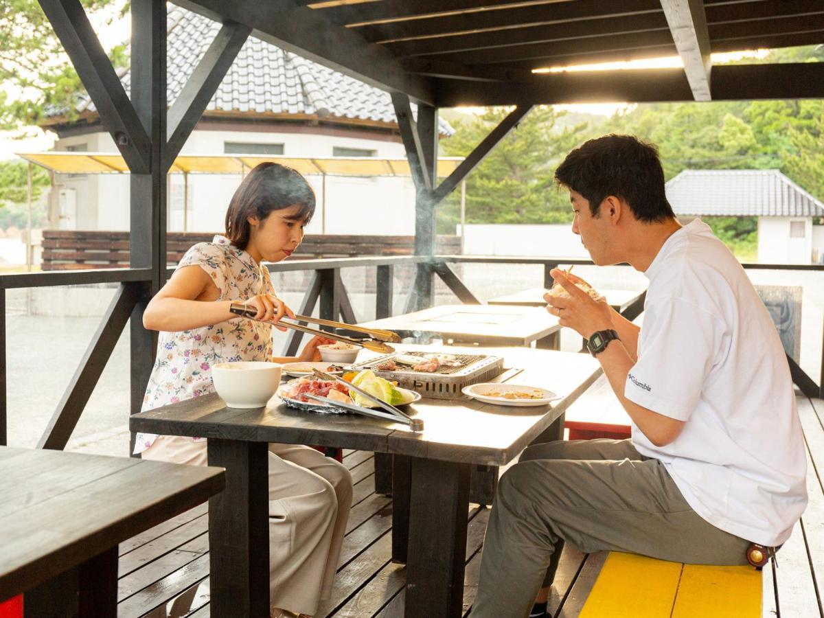 直島町ふるさと海の家 つつじ荘 -Seaside Park Stay Tsutsujiso- Экстерьер фото