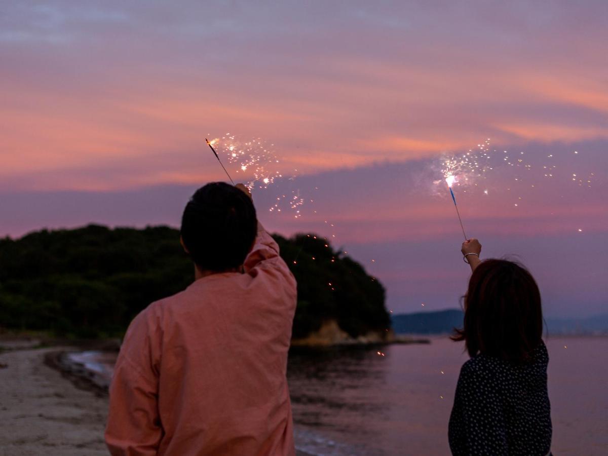 直島町ふるさと海の家 つつじ荘 -Seaside Park Stay Tsutsujiso- Экстерьер фото