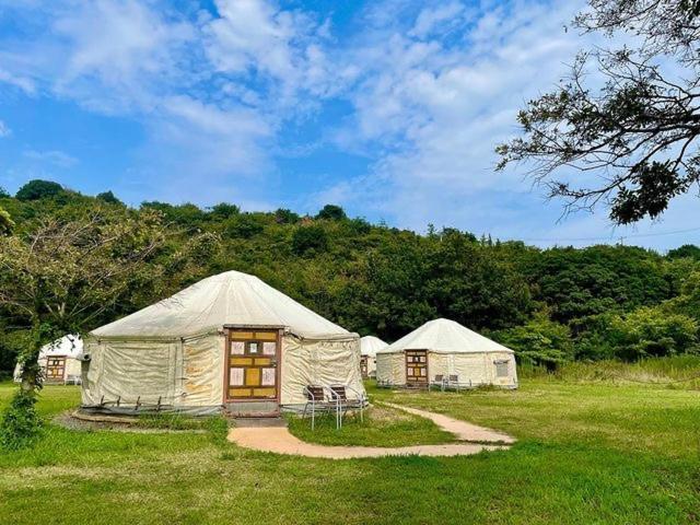 直島町ふるさと海の家 つつじ荘 -Seaside Park Stay Tsutsujiso- Экстерьер фото